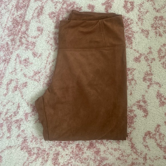 Bagatelle Collection Faux Suede Leggings - Picture 4 of 6